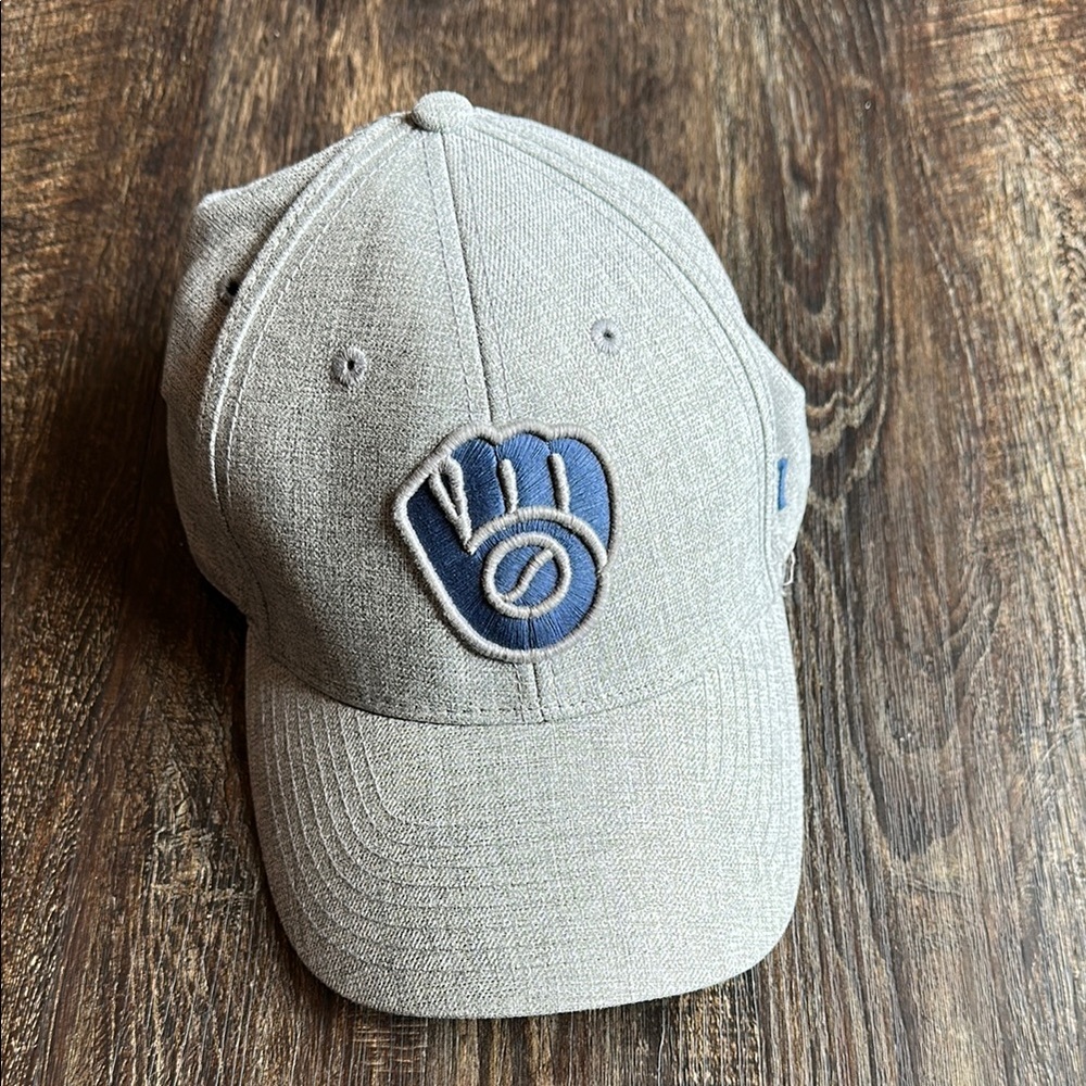 Milwaukee Brewers Gray and Blue Baseball Cap